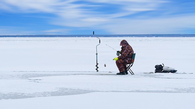 Experience the Thrill of Ice Fishing in the UK's Coolest Casino Game - overview